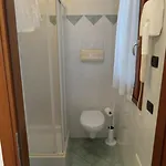 宾馆 洛坎达加洛宾馆