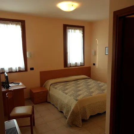 Gallo Gasthof 2*